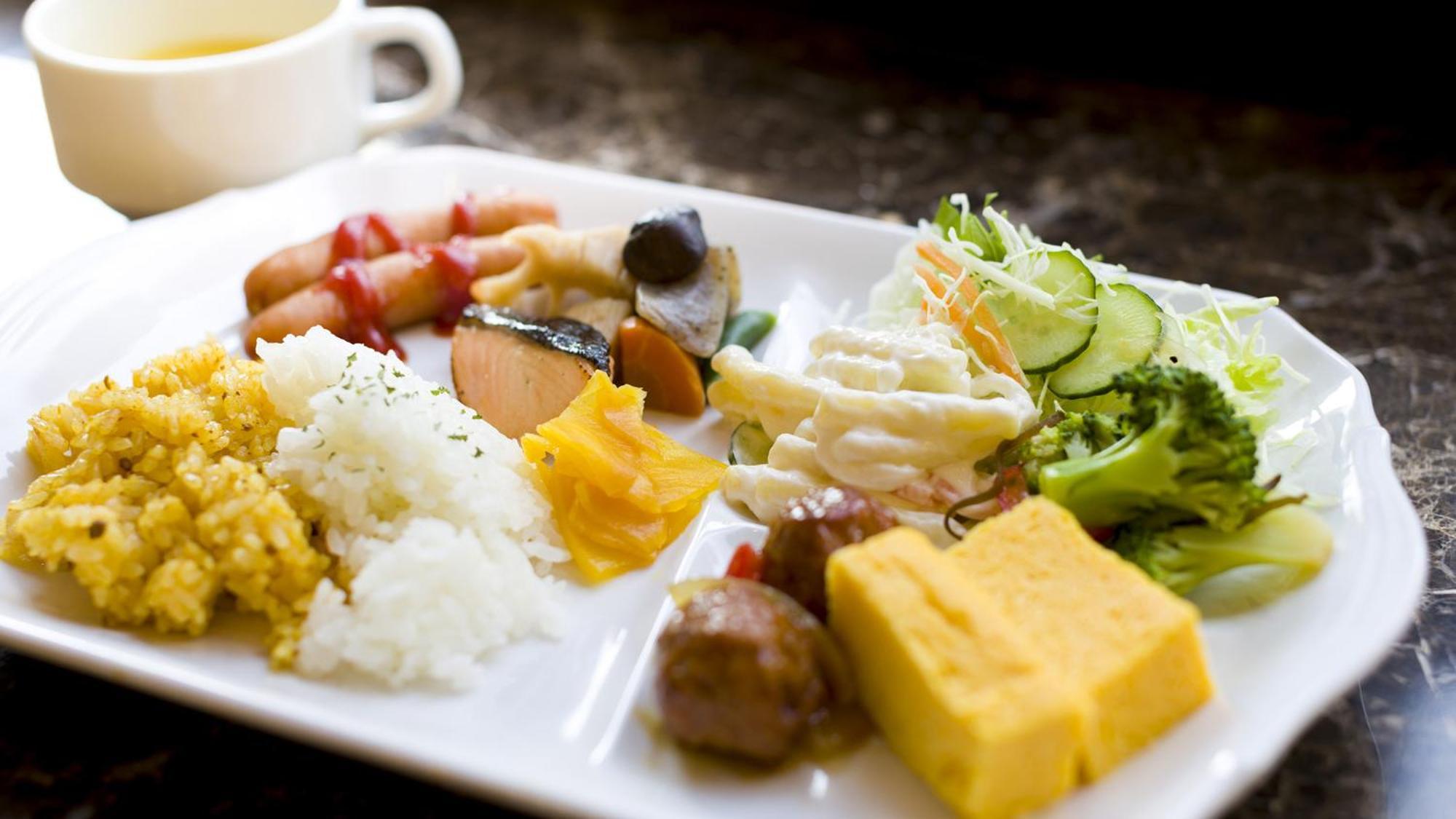 Toyoko Eki Kita Guchi Hotel